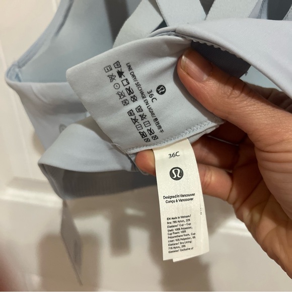 Lululemon Athletica Light Gray Cross-Back Sports Bra - Picture 7 of 7